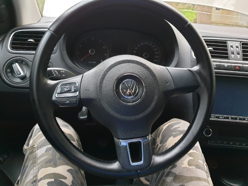 Polo sedan 2014 руль