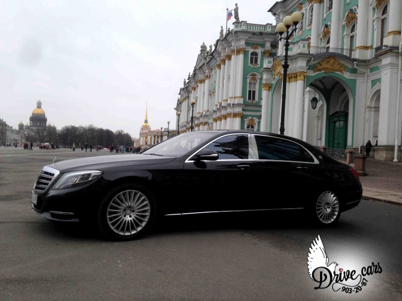 Майбах s500 в Смольном