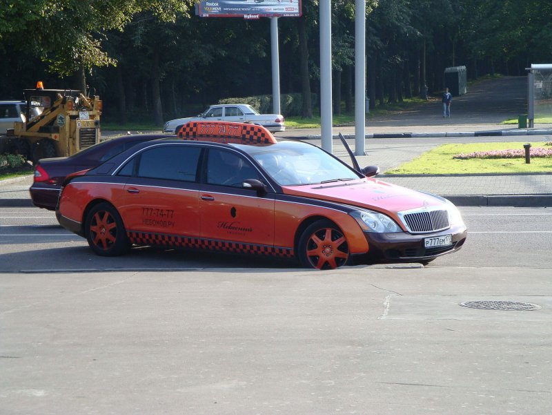 Яндекс такси Тесла
