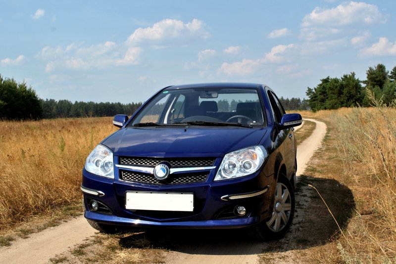 Geely Emgrand ec7 Hatchback