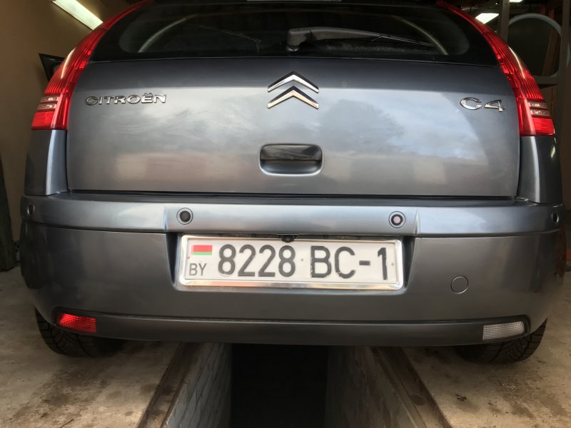Камера заднего вида Citroen c4