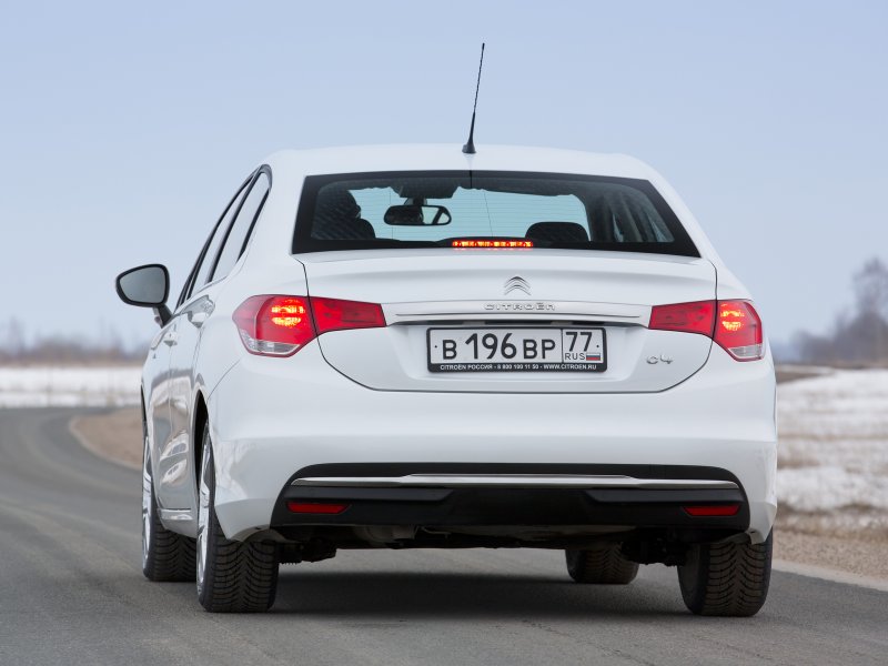 Citroen c4 седан 2013 сзади
