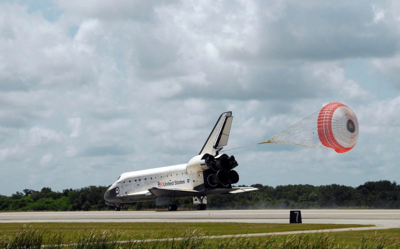 Шаттл Endeavour посадка