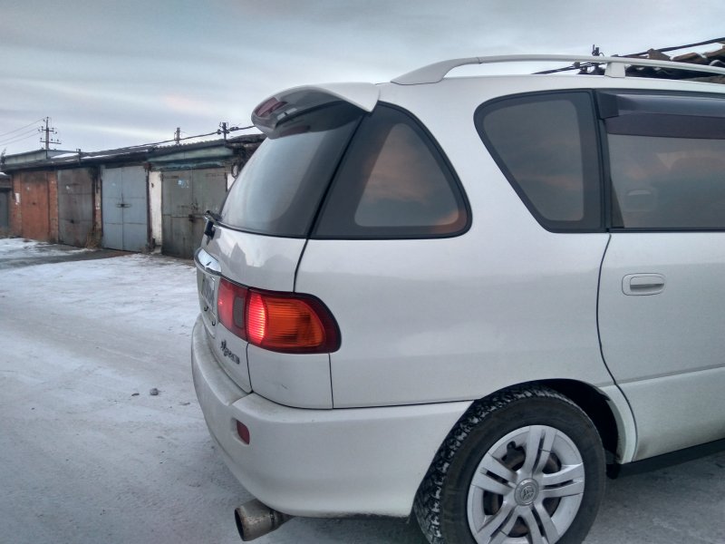 Toyota ipsum 10 кузов