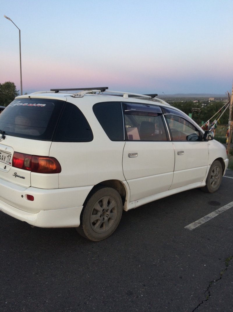 Toyota ipsum 10 кузов