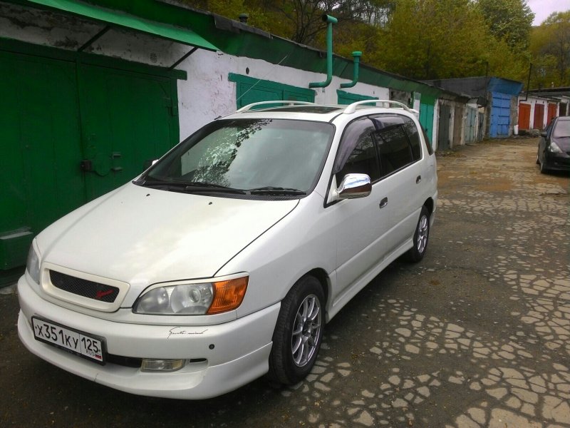 Toyota ipsum 10 в разбор