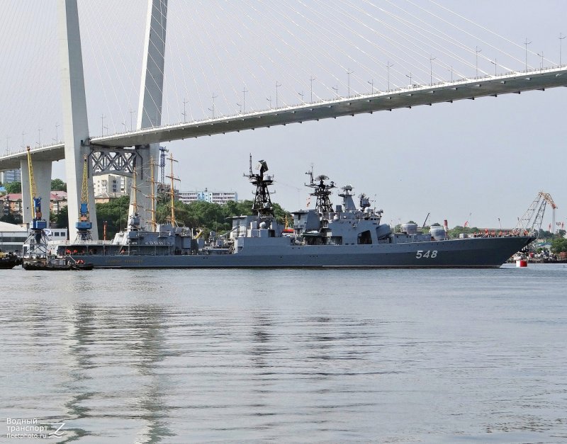 Корабль Адмирал Пантелеев Владивосток