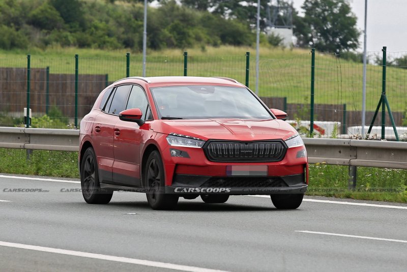 Skoda ENYAQ IV без камуфляжа