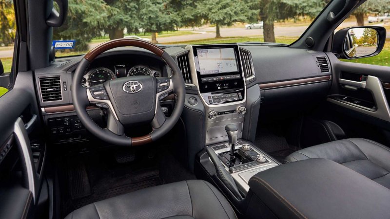 Toyota Land Cruiser Prado 2010 Interior