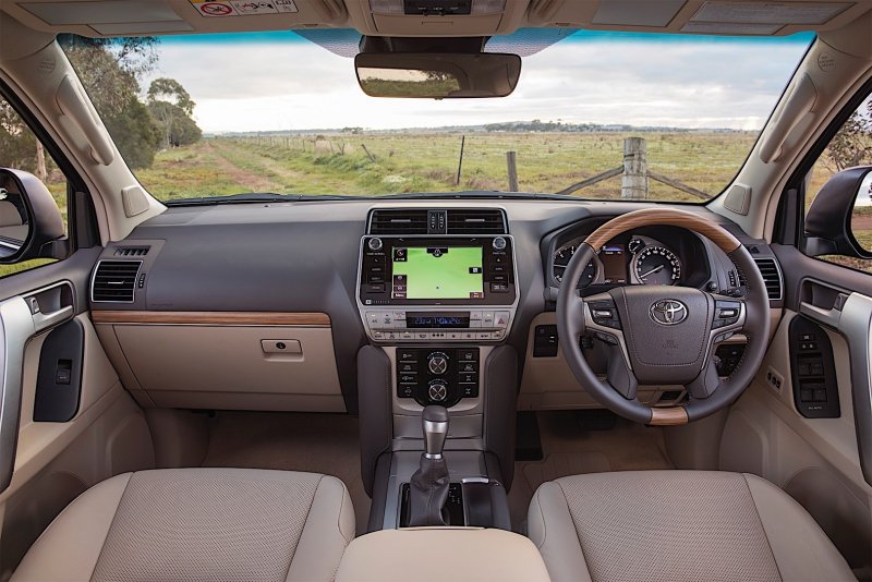Toyota Prado 150 салон