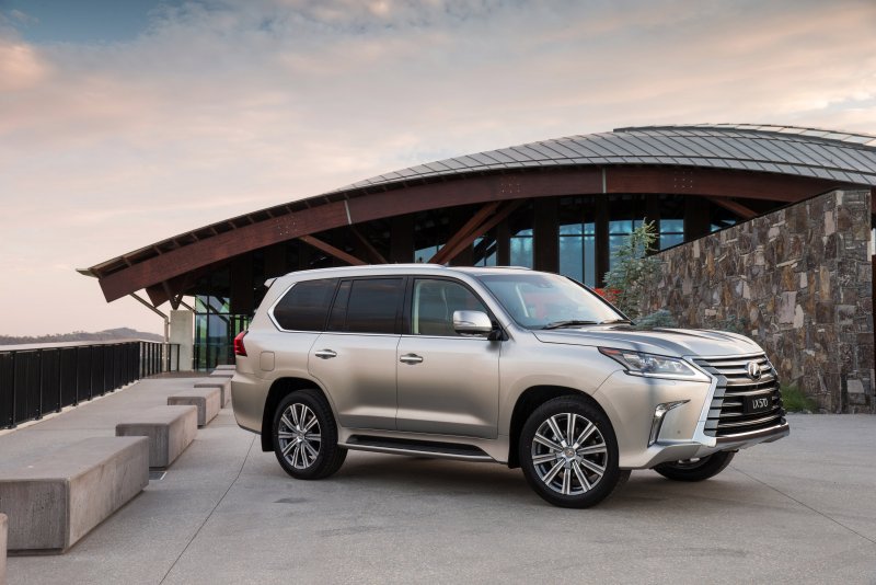 Lexus LX 570 2016