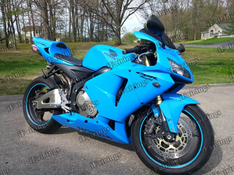Honda cbr600rr Blue