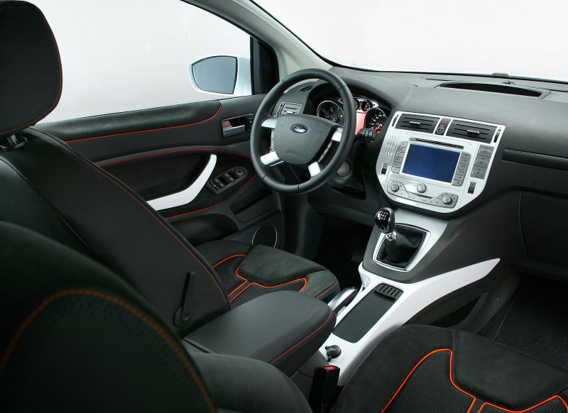 Ford Kuga 2 салон
