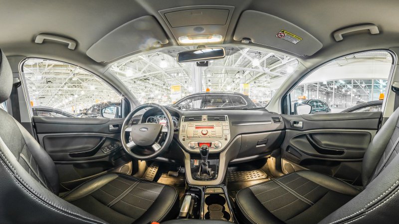 Ford Kuga 2 салон