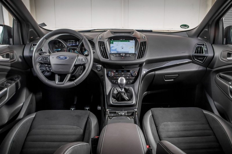 Ford Kuga 2017 салон