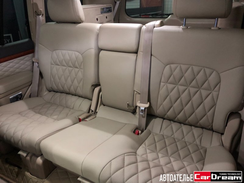 Toyota Land Cruiser 200 2018 салон