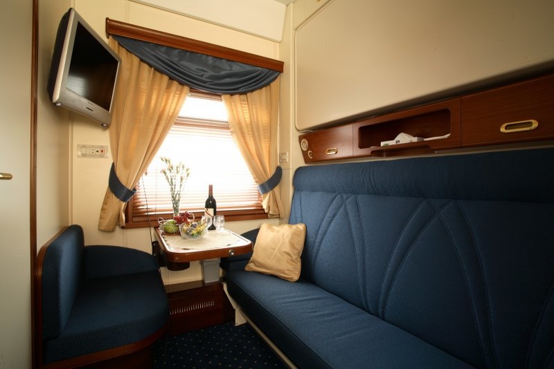 Golden Eagle Trans Siberian Express поезд