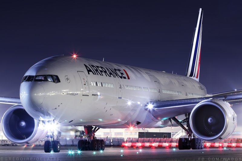 Боинг 777-300