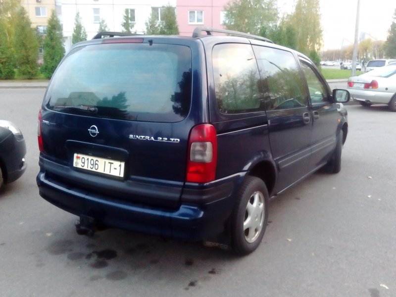 Opel Sintra 1999 салон