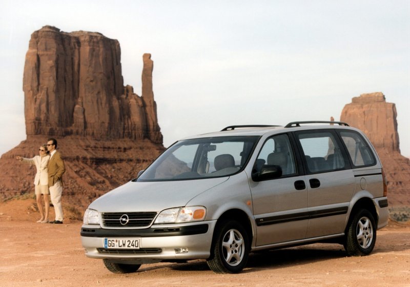 Opel Sintra 1997 салон