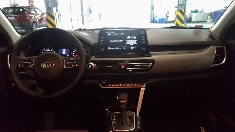 Kia Seltos 2.0 автомат