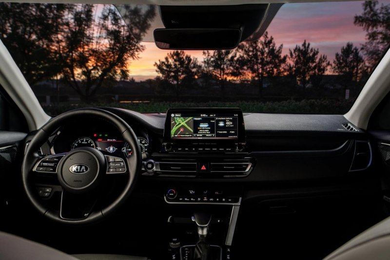 Kia Seltos 2021 салон