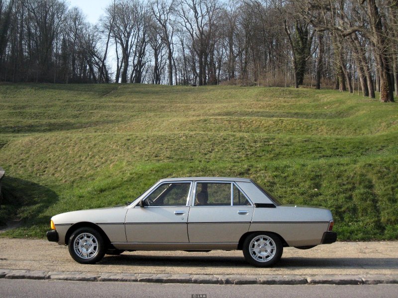 Peugeot 604