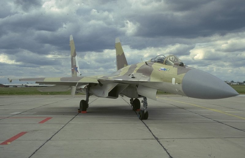 Самолет Су 37 Терминатор