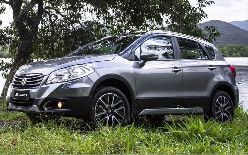 Suzuki s-Cross 2015
