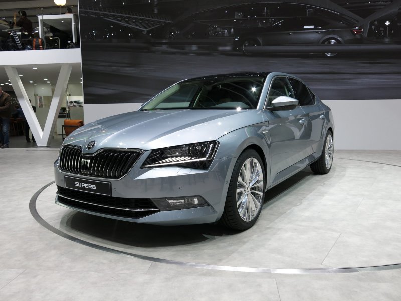 Skoda Superb mk3 салон