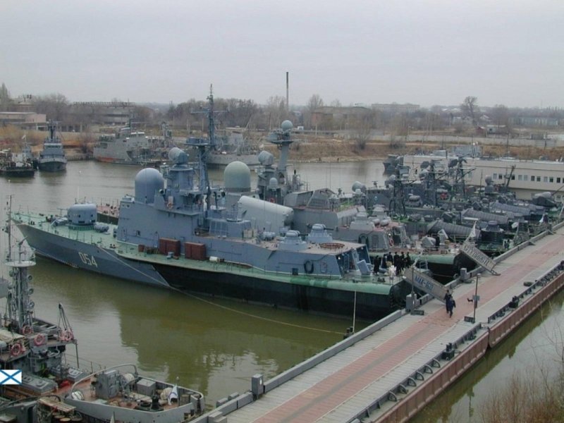 Корабль Астрахань Каспийской флотилии