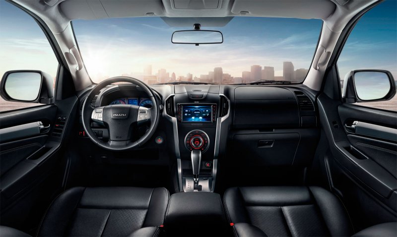Isuzu mu-x 2020 салон