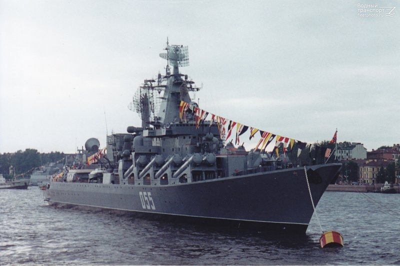1164 Маршал Устинов