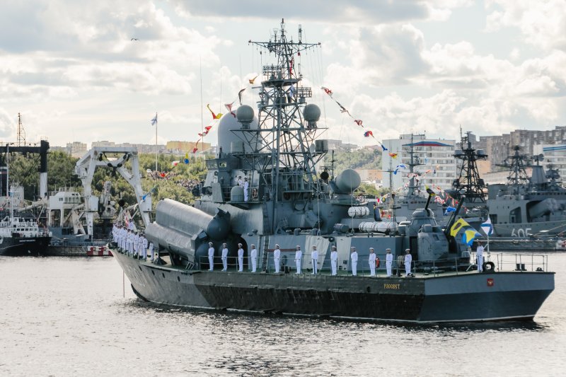 Корабль Адмирал Устинов