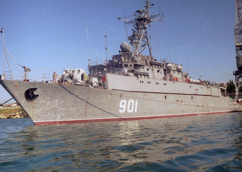 Морской тральщик проекта 12660 Железняков