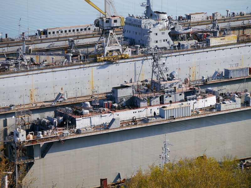 Морской тральщик Железняков 901