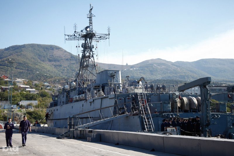 Морской тральщик Железняков Новороссийск