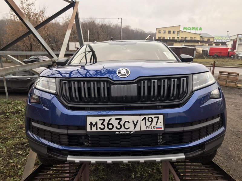 Skoda Kodiaq накладка на порог багажника