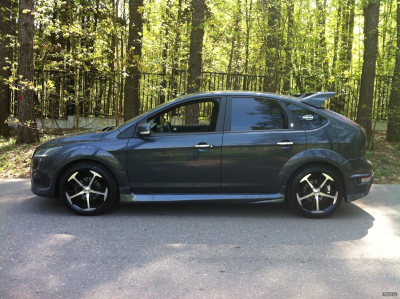 Te37 Ford focus2 Gunmetal r17