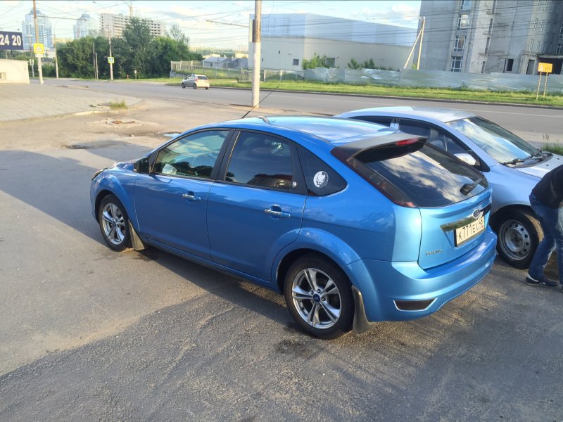 Ford Focus r16
