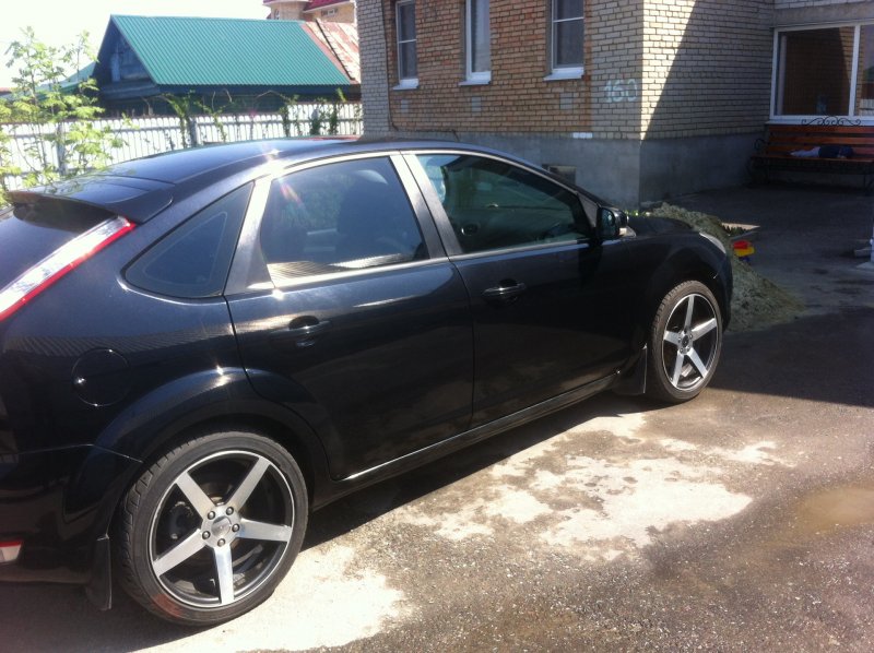 Ford Focus 2 хэтчбек r18