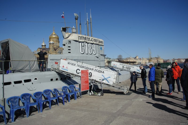 Подводная лодка в Питере с 189