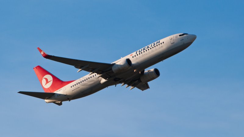 Боинг 737 Туркиш Эйрлайнс