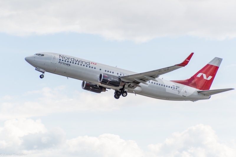 Боинг 737-800 Северный ветер
