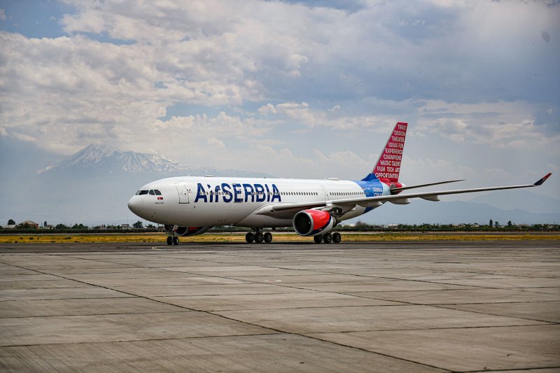 A330 Air Serbia