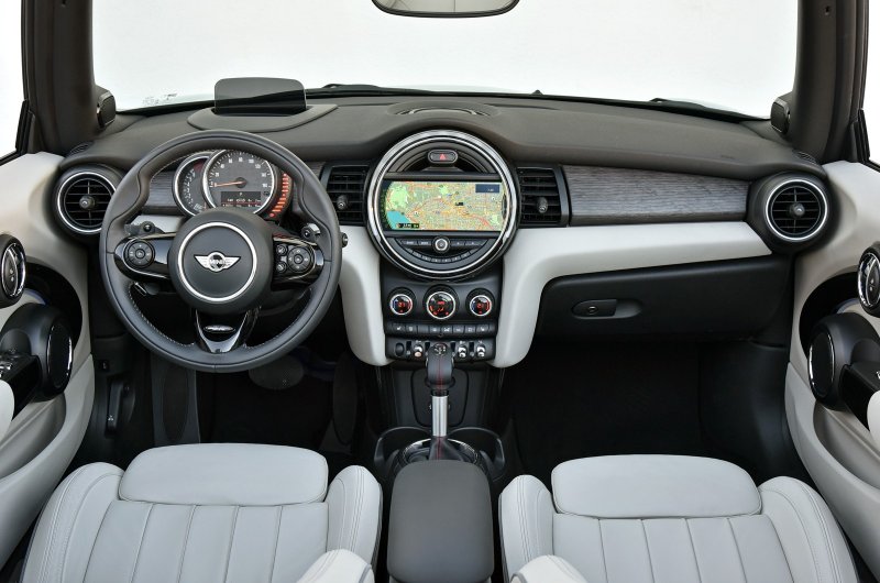 Mini Cooper s 2019 салон