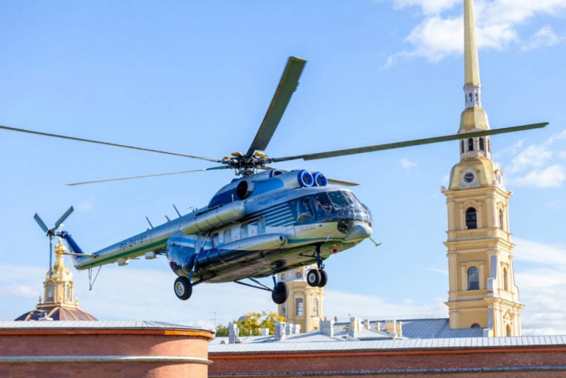Ми 8 пассажирский вертолет Балтийские авиалинии