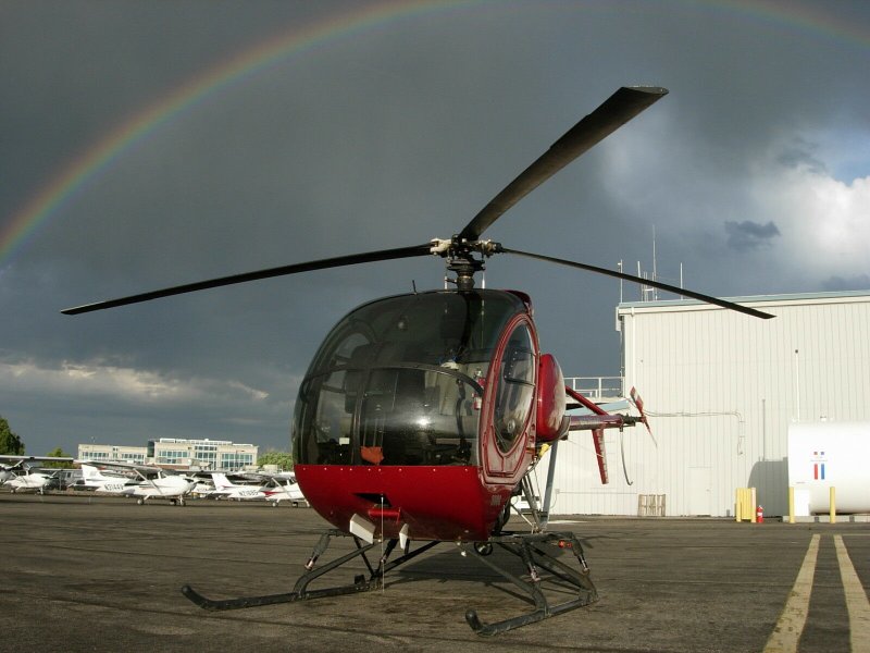 Schweizer 300c вертолет