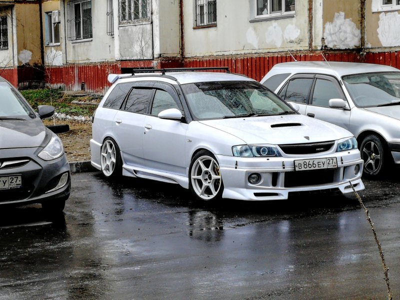 Nissan Wingroad 11