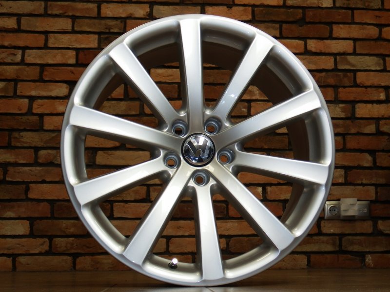 Volkswagen Golf 7 литые диски 16r